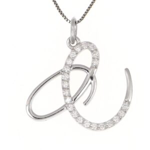 Collana con pendente stella in oro 18kt con diamanti